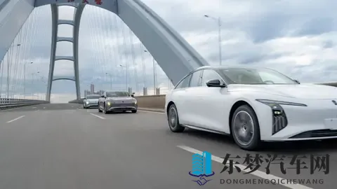 担心电车电池不耐用？星海S7 800V碳化硅超充版8年质保-1