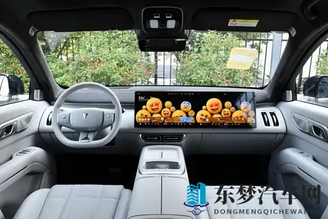 华为辅助驾驶+零重力座椅，大6座SUV这台深蓝S09如何？