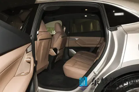 全新设计语言加持 新款起亚狮铂拓界即将亮相广州车展-1