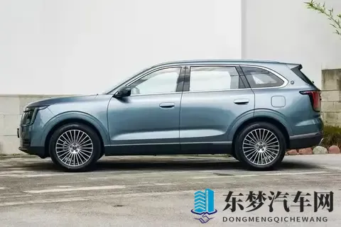 10万级七座SUV，轴距2820mm，配CDC电磁悬架，捷途X70L-3