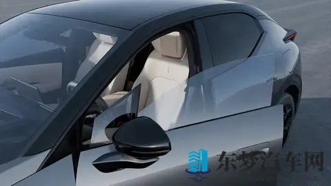 车圈追更银色领克Z20：颜值在线，身份悬念待解-3