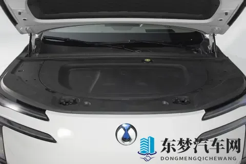 腾势N8L DM:续航1300km,家用6座SUV选它如何?-2