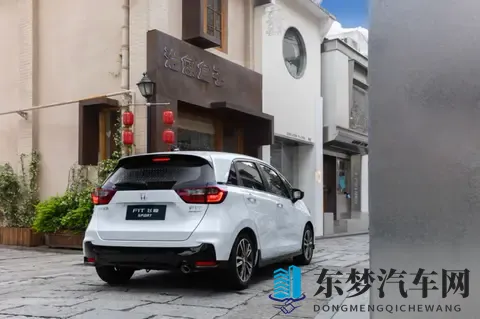 嫩叶草隐藏路线：导航新革命：智能算法打造高效驾驶体验