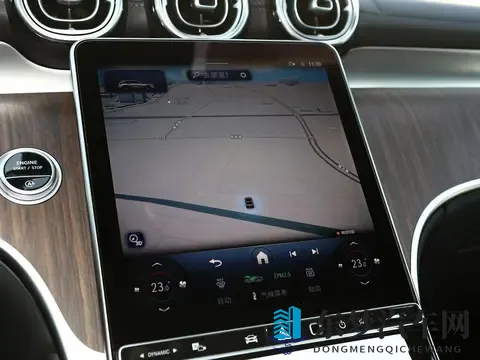 35万元左右可入手，奔驰GLC与宝马X3二选一，哪一款性价比更高？-1