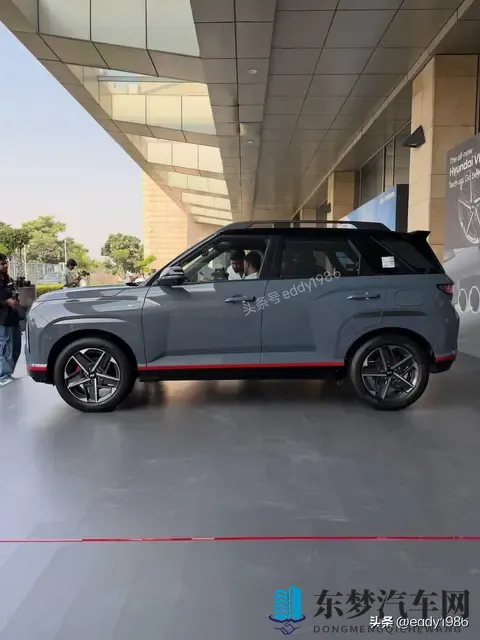 2026款现代Venue印度首发！提供汽油柴油三种配置，国内暂未引进-3