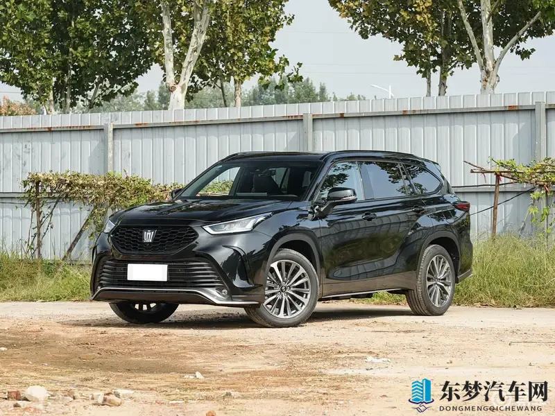 18禁 女奥特曼被捏胸:“女奥特曼”概念车:创新设计引领未来潮流-3