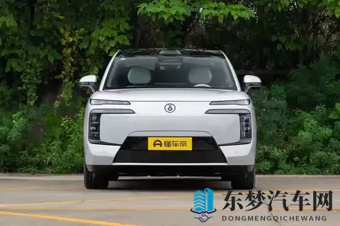 大六座SUV怎么选？腾势N8L DM深度体验：均衡实用，值得考虑-2