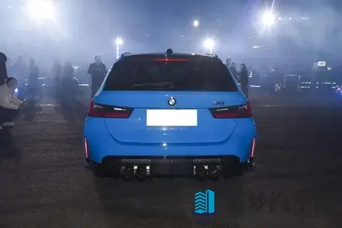 配30T双涡轮增压发动机,带自动泊车入位,宝马M3旅行版上新26款-1