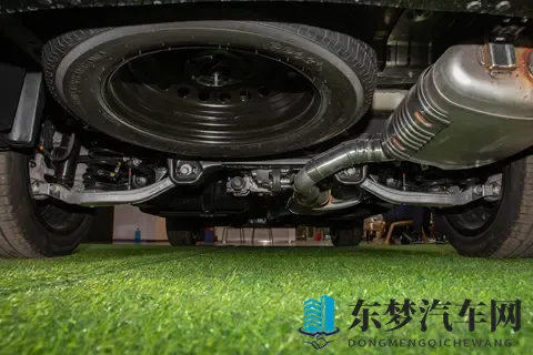 帕里斯帝25T混动版全面解析:大7座SUV的实力之选-1