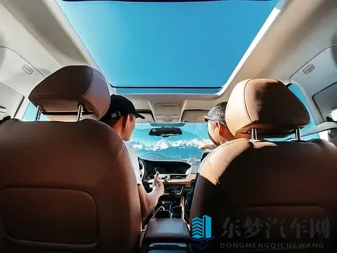 华为乾崑 ADS 4 ，350km 纯电续航，试驾26款岚图梦想家-1