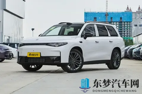 激光雷达 + 8295 芯片，零跑 C16 20 万内配置卷吗？-3