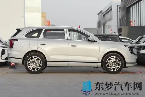 捷途山海L7 PLUS：旅行小房车，家用选它不亏-1