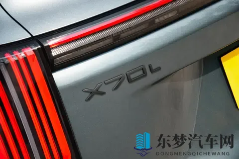 适合全家人的大七座SUV，满载7人跑高速，油耗不到7L-1