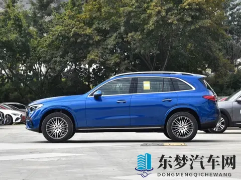 35万元左右可入手，奔驰GLC与宝马X3二选一，哪一款性价比更高？