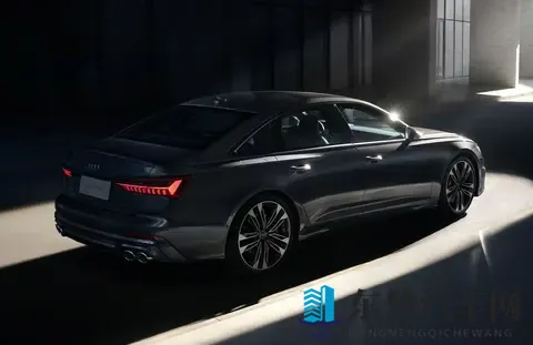 8588万，新奥迪S6上市！性能炸裂零百加速47s，与纯电仍能一战
