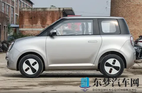 26款长安Lumin上市,5万出头配宁德时代电池,上下班代步可以考虑-2