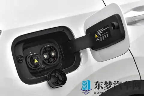 长安CS55 PLUS PHEV新款上市! 1129万配视觉智驾100公里纯电-3