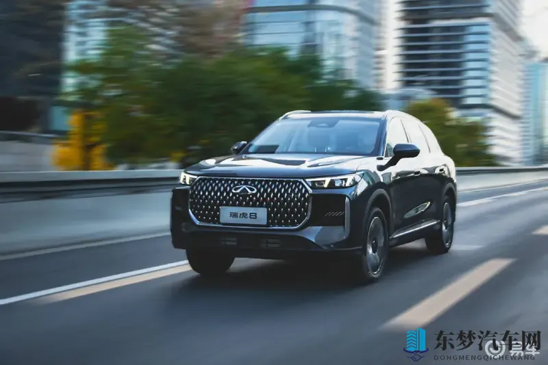 第五代瑞虎8上市 带来全能驾控与电感智能新体验-1