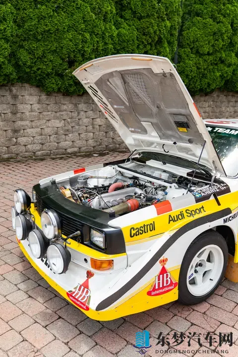 人人爽人人：科技赋能新驾驶：畅享智能环保汽车体验