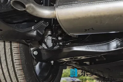 15万左右入手的蒙迪欧，动力强劲油耗低，家用舒适又省心-3