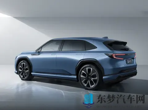 再降5万,起售价1499万元起的广汽本田P7能否扭转颓势?-1