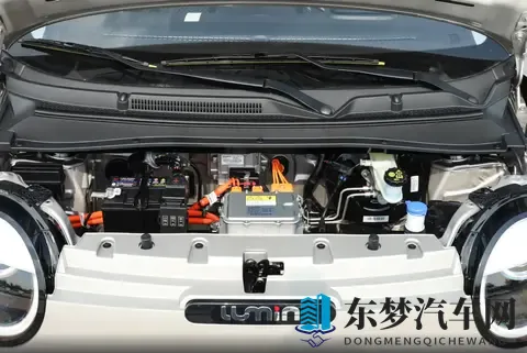 26款长安Lumin上市,5万出头配宁德时代电池,上下班代步可以考虑-1