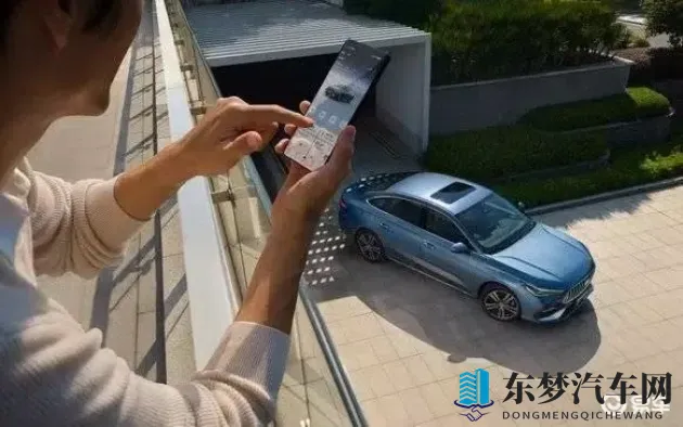 陈冠希与阿娇13分钟视频:陈冠希阿娇豪华跑车曝光,新能源汽车市场新动态引关注-1