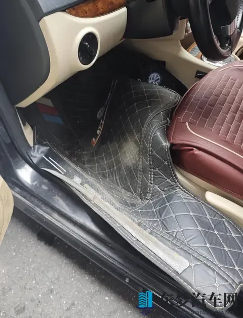 车上加装这3种东西等于在慢性自杀？好看不好用，很多人车上都有