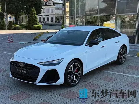 全新A6海外版实车曝光！这次奥迪是真下本了-1