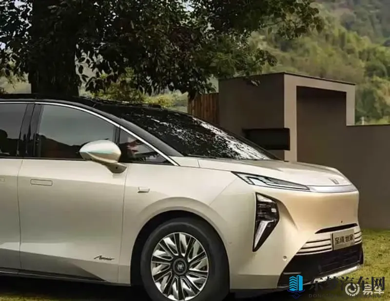 别克世纪混动版预告图 将年内上市-1