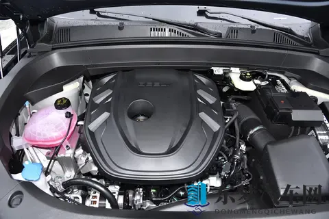 吉利星越L东方曜焕新实力展现，家用SUV的六边形战士，值吗？-1