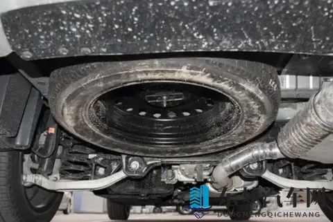 家用SUV怎么选？新帕里斯帝空间油耗全体验，带来哪些惊喜？-3