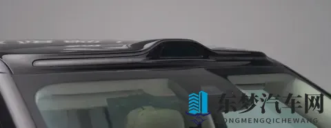 移动的艺术品,大V博主镜头下的智己LS9与陆家嘴光影秀-2