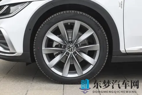 22-27万选“最美大众”：大众CC全系车型深度解析-1