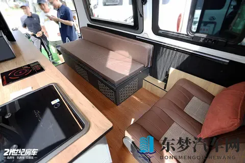 998万起，小空间 大作为！福田露营大师G7，实用主义者理想之选-1