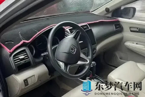 车上加装这3种东西等于在慢性自杀？好看不好用，很多人车上都有-1