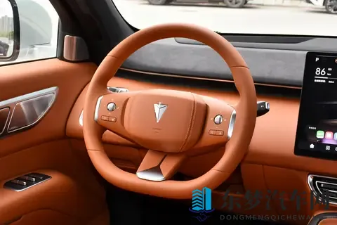 6 座 SUV 品质新选:深蓝 S09 2025 款四驱 Ultra + 高定版全面解读-2