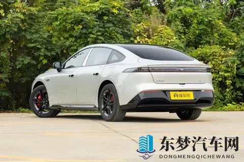 预售1499万元起，标配激光雷达和8295P芯片，这车够硬核吗？-1