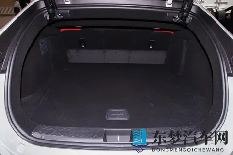 30万级豪华新能源车怎么选？阿维塔12四激光版值得考虑-1