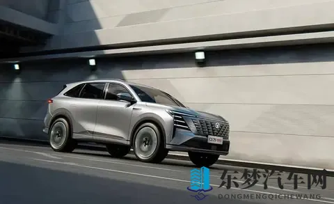 陈冠希阿娇13分钟无删减：智能驾驶革新：揭秘安全便捷出行背后的故事-1