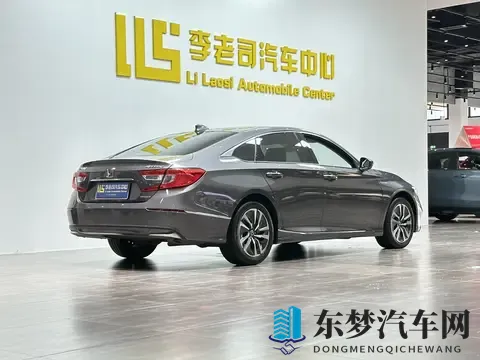 天天干天天操天天操：汽车市场风云：新能源汽车与自动驾驶挑战升级