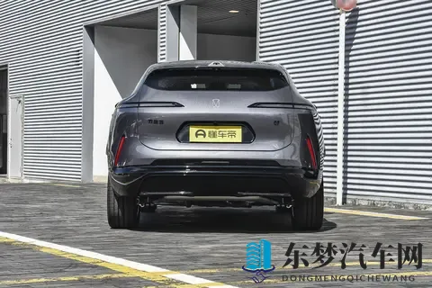 售2199万起,宁德时代电池+华为辅助驾驶,阿维塔 07产品力如何?-1