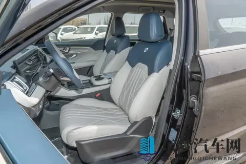 30岁小伙推荐捷途山海L7 PLUS,家用露营两不误!-1