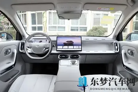 898万起售、激光雷达+后驱架构,这才是真正的家用刚需车-2