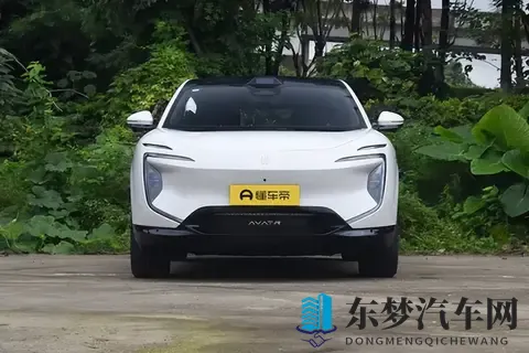这款中型SUV，华为系满血登场，“入门即满配”不是口号-3