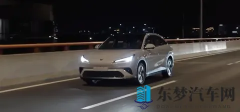 极狐T5:让智能驾驶融入日常-3