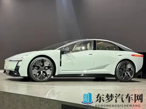 这还是买菜车？解析全新丰田卡罗拉概念车，又是入华必买？-3