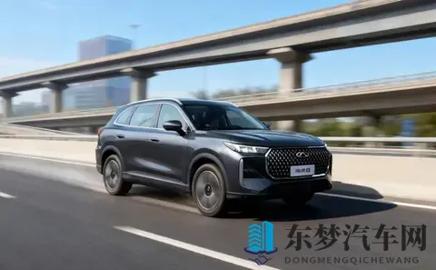 提供两种前脸、内饰选择，第五代瑞虎8预售1059万起-2