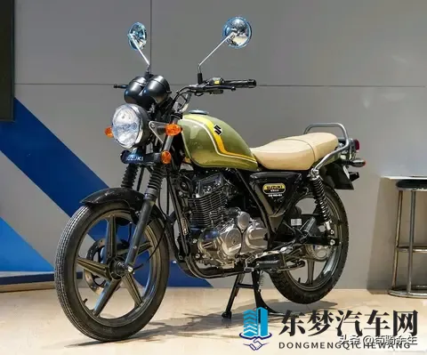 500公里续航+复古造型！铃木酷飚150实测感受，槽点也很明显！-2