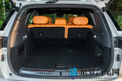 15 万级奶爸车选择？东风奕派eπ008五座版 ：空间大，长途不费腰-1